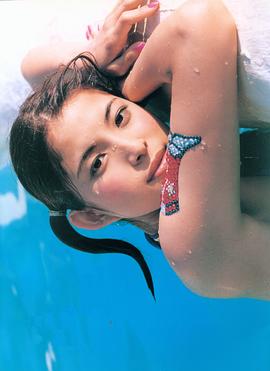 上原多香子