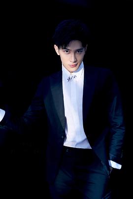 李向哲