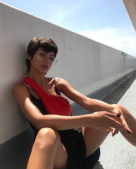 乌苏拉·科尔维罗
