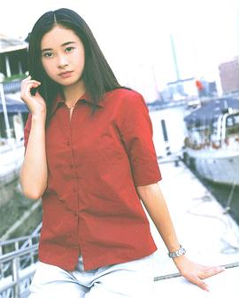何美钿