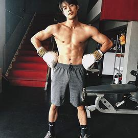 卡诺查·姆亚丹