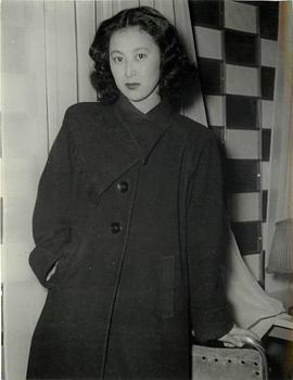 岸惠子