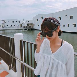 黄姵嘉