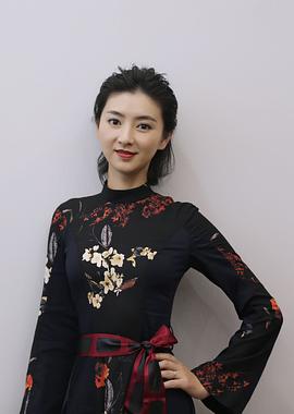 斓曦