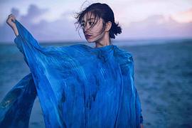 斓曦