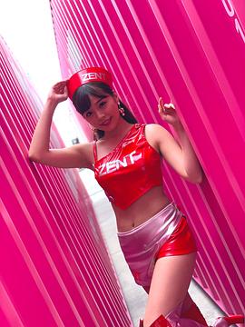 川村那月