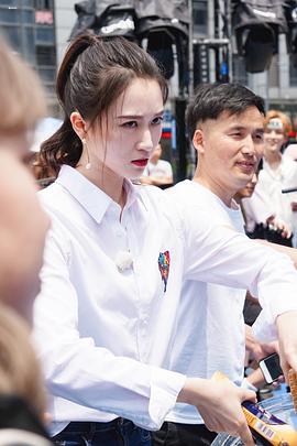吴哲晗