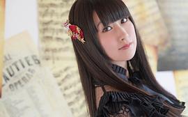 村川梨衣