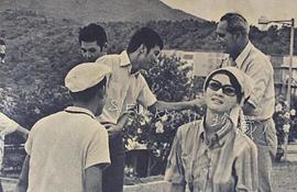 岳华