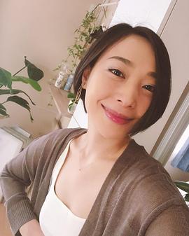 大谷麻衣
