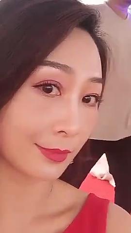毋黎丽