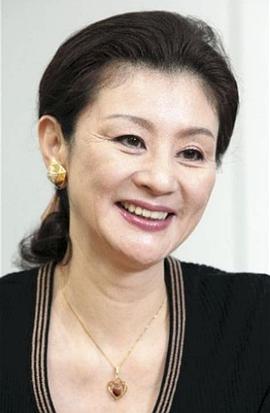 石井苗子
