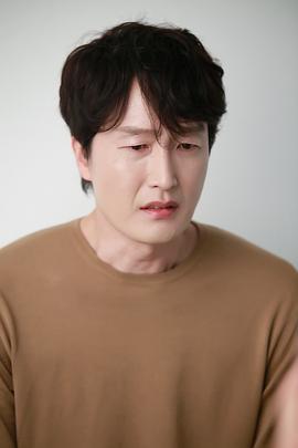 崔秉默
