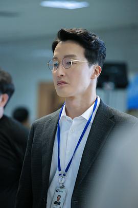 崔秉默