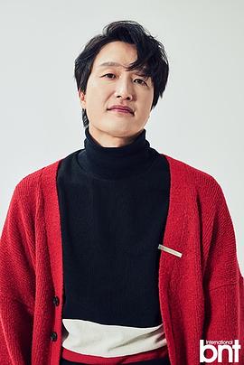 崔秉默
