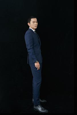 李晨