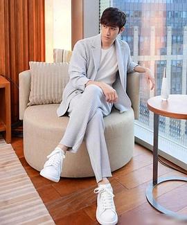 李治廷