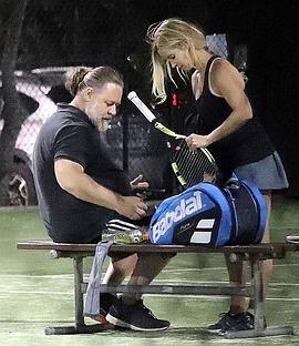 罗素·克劳