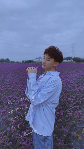 梁振伦