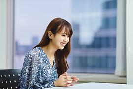 小林由依