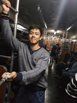 刘彦呈
