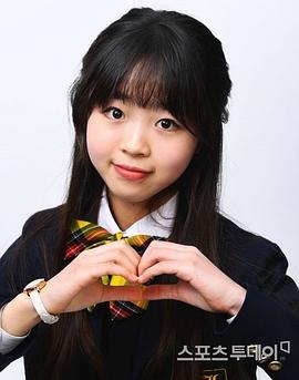 李英恩