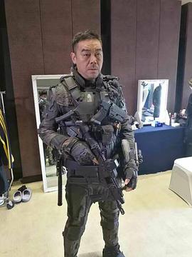 刘青云