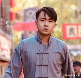 黄澄澄