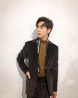 塔纳文·提拉珀苏卡恩