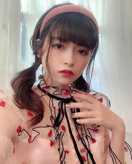 景井ひな