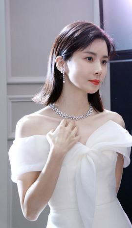李宝英
