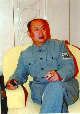 谷伟