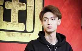 秦霄贤