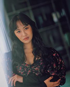 黛莉娜·班楚