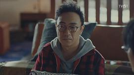 角田晃広