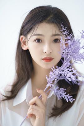 尚新月