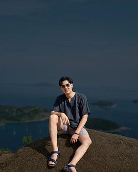 张汉良