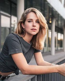 Leonie Brill