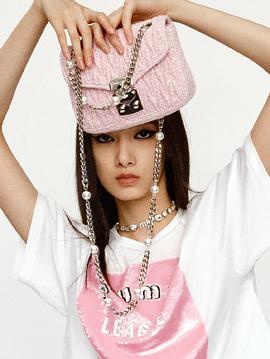 项偞婧