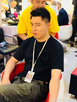 李鹤东