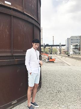 杨业明