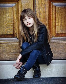 Anastasia Veronica Lee