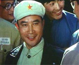 李雪健
