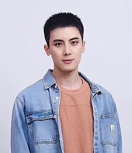 岑明