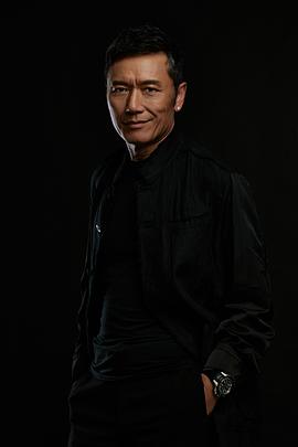 苗侨伟
