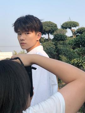张帆