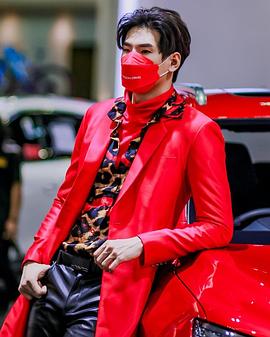 塔纳科恩·库尔贾拉松巴特
