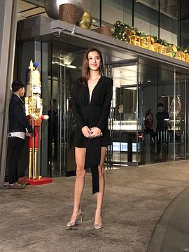 吴千语