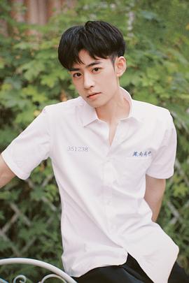 王星玮