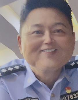 刘奕君